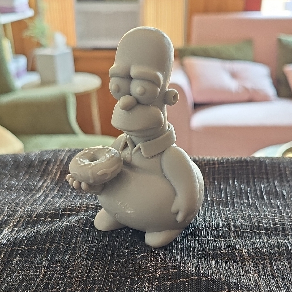Gray Figurine(Resin Printed) of Homer Simson Desk Buddy